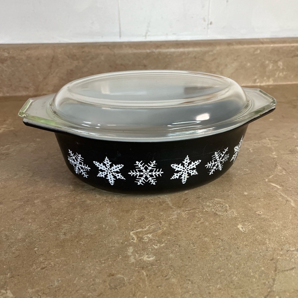 Vintage Pyrex Black Snowflake Casserole Dish